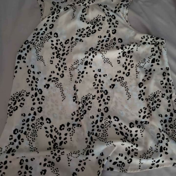 Torrid Tank - Picture 1 of 2